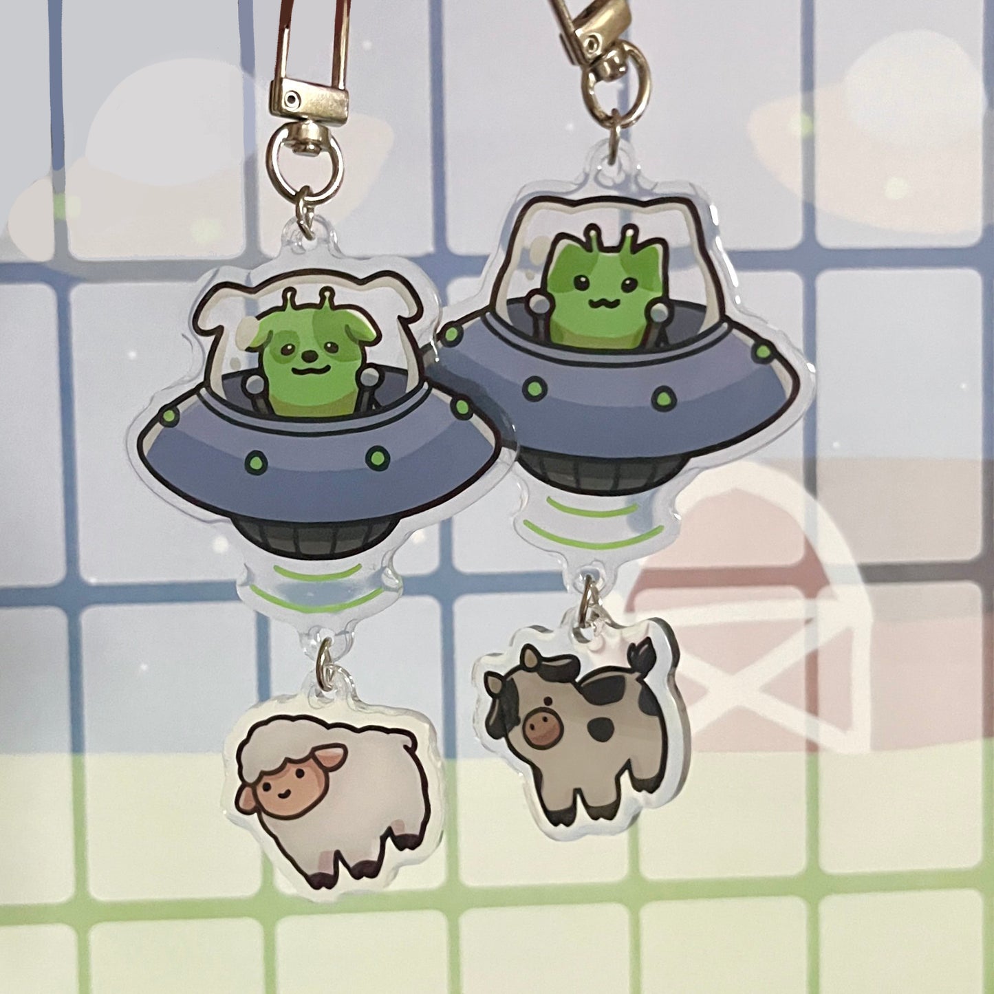 alien abduction keychain
