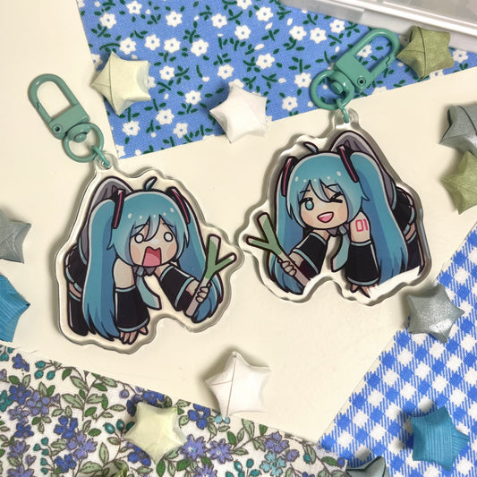 dangly miku keychain